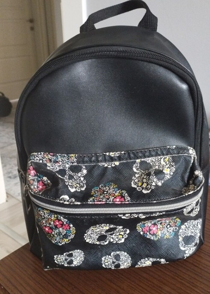 Sırt çantası - Görsel 2