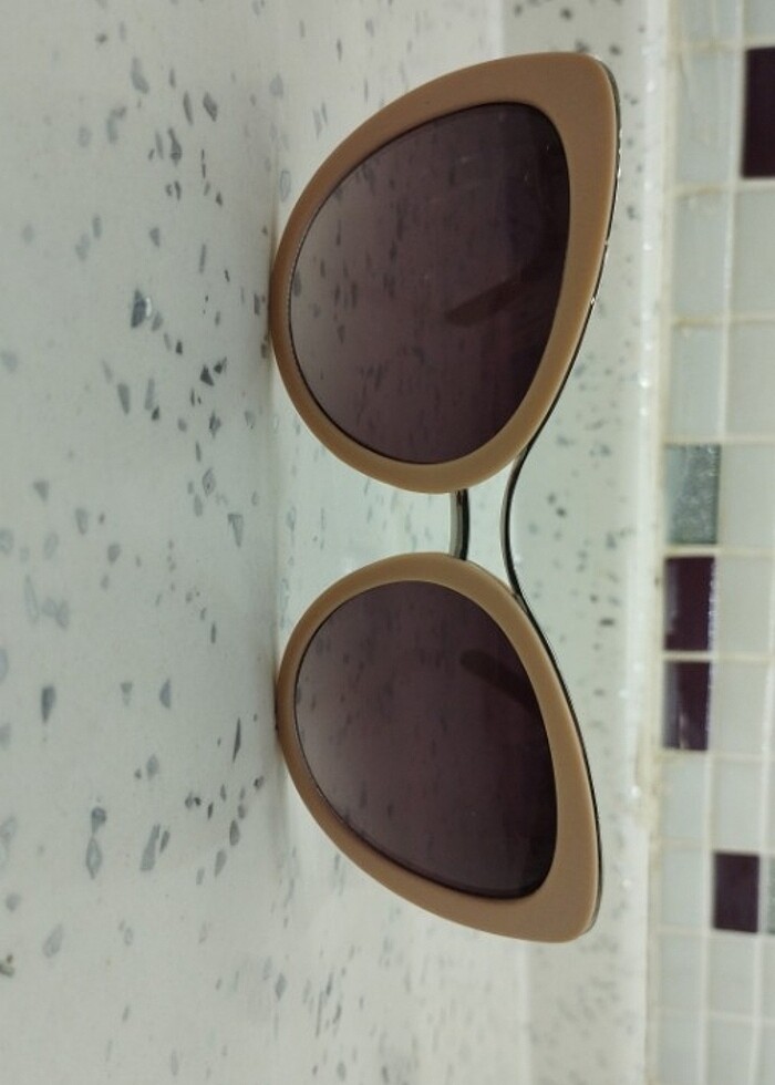 Kadın güneş gözlüğü - Görsel 4