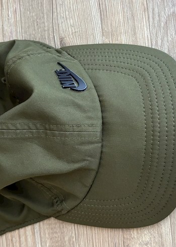 Nike Haki Sapka
