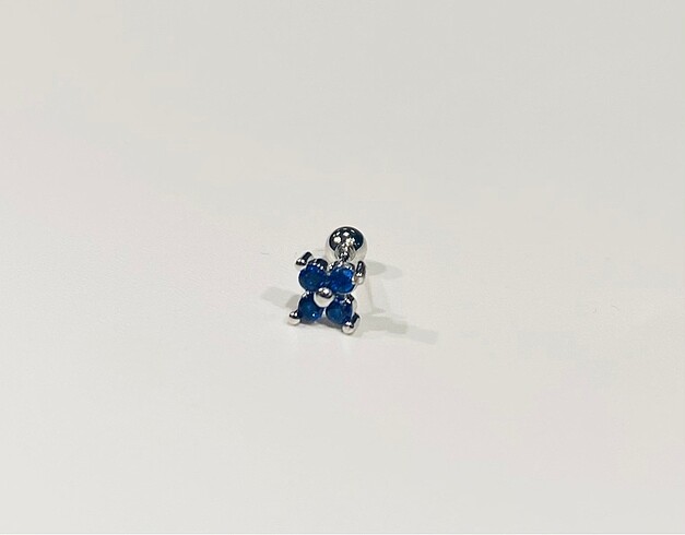 Diğer Çiçek Detay Piercing