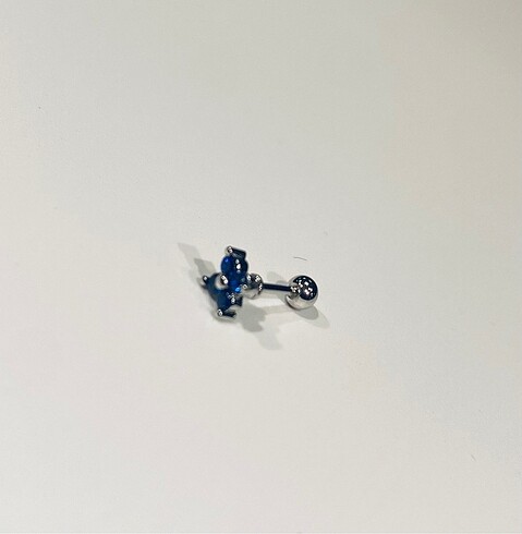  Beden Çiçek Detay Piercing