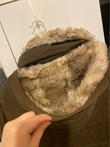 Sağlam haki ve kürklü kaban - Görsel 5