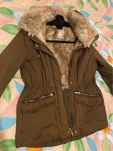 Sağlam haki ve kürklü kaban - Görsel 7