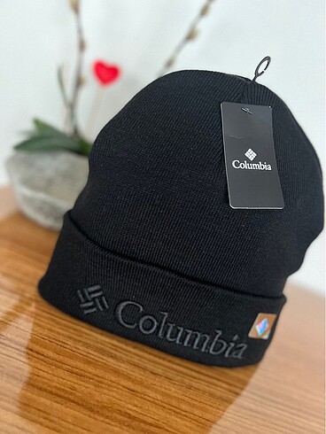 Columbia Yün Bere