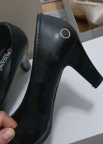 37 Beden siyah Renk Siyah stiletto orjinal deri bir kez giyildi