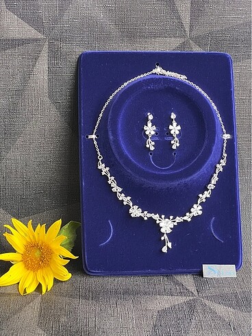 Selso ışıltı zirkon set