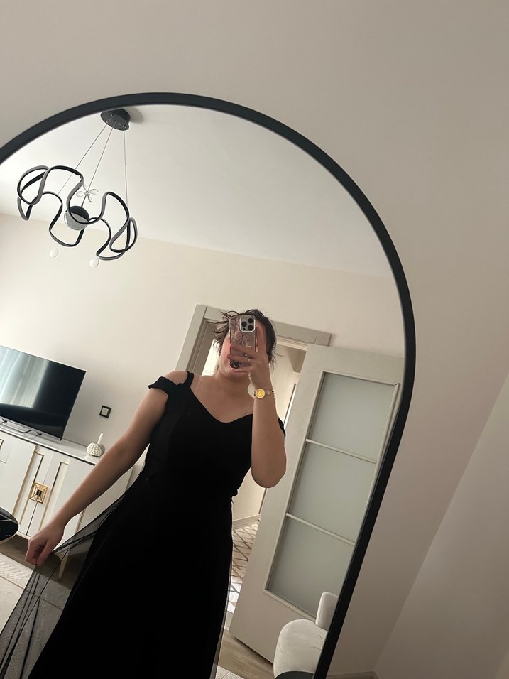 Siyah Uzun V Yaka Gotik Elbise - Görsel 2