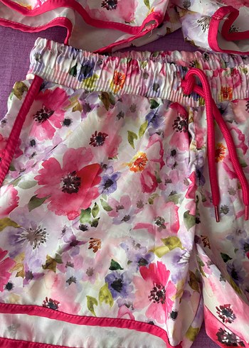 Çiçek Desenli Pembe Bohem Kız Şort - Görsel 2