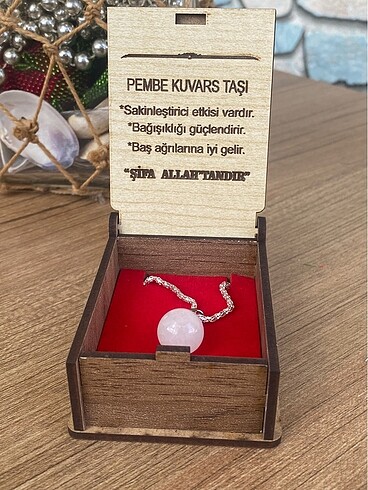 PEMBE KUVARS TAŞI KOLYE (AHŞAP KUTULU)