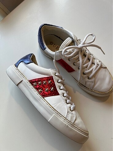 Guess beyaz sneaker