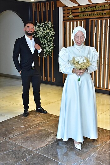 Nikah elbisesi