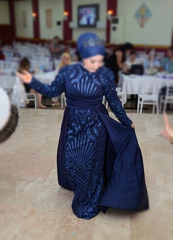 Lacivert abiye