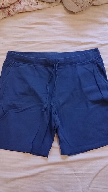 Bayan short