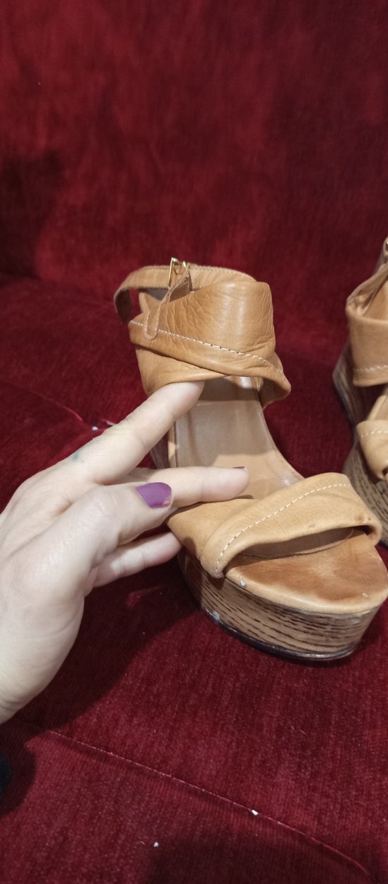 Bej Deri Bohem Tarzı Dolgu Topuklu Kadın Ayakkabı - Görsel 3