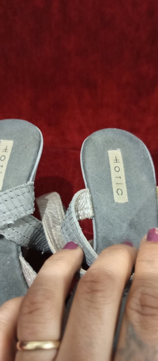 Gri Yılan Desenli Dolgu Topuklu Kadın Sandalet - Görsel 3