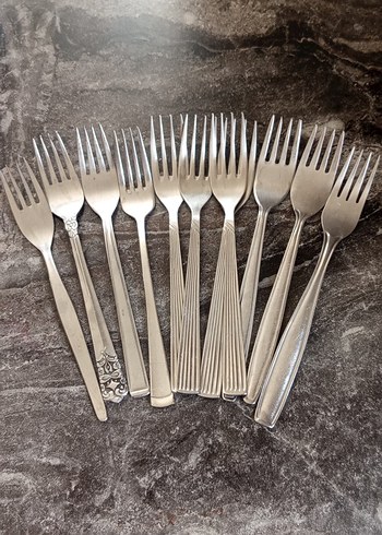 Gri Renkli Metal Çatal Seti - Görsel 2