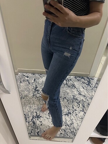 Zara Yırtık jean