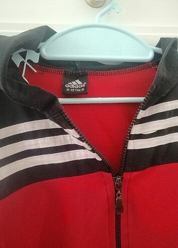 11-12 Yaş Beden kırmızı Renk Sweatshirt 