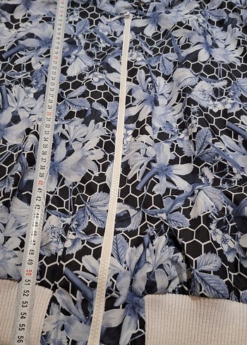 Desenli Mavi Gri Fermuarlı Kadın yağmurluk - Görsel 6