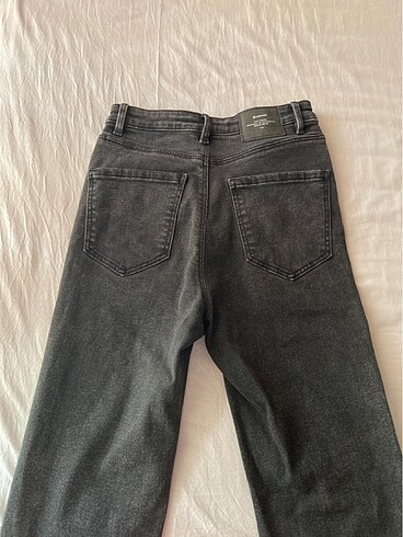 Stradivarius Mom jean