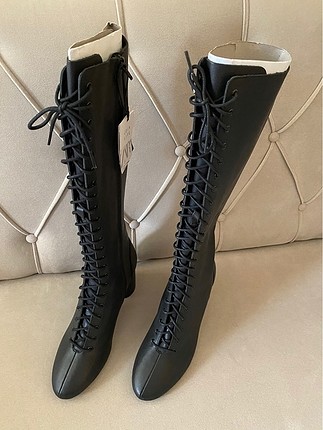 Zara yeni etiketli