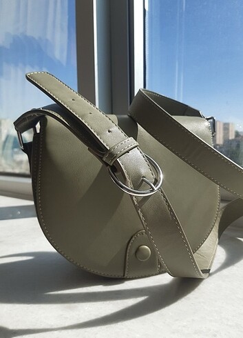 Stradivarius orijinal haki çanta