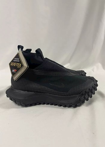 Nike ACG Mountain Fly Goretex