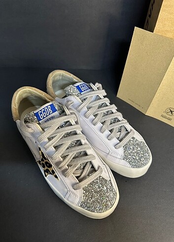 37 Beden beyaz Renk Golden Goose Leopar