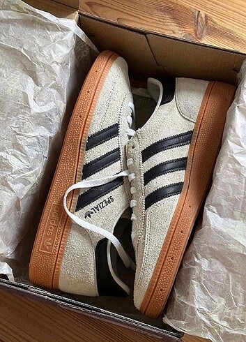 Adidas Hantball Spezial Aluminium 