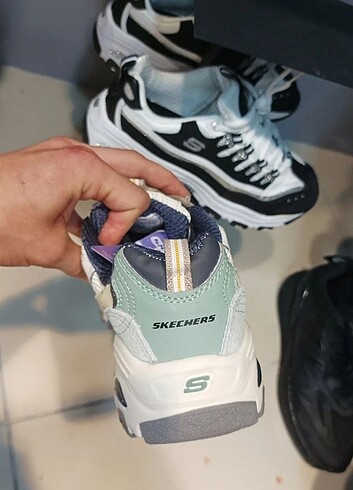 38 Beden yeşil Renk Skechers D'lites