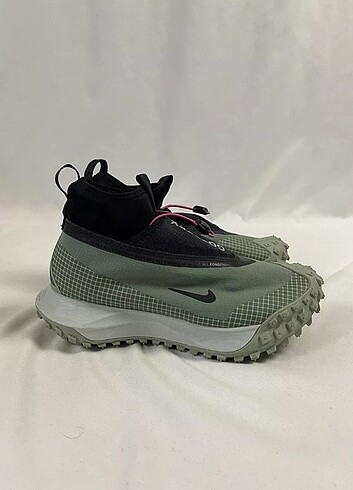 Nike ACG Mountain Fly Goretex 