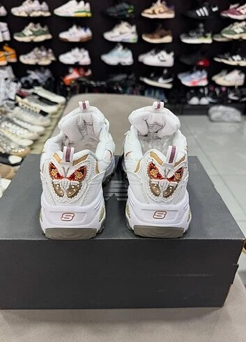 39 Beden beyaz Renk Skechers Dlites White