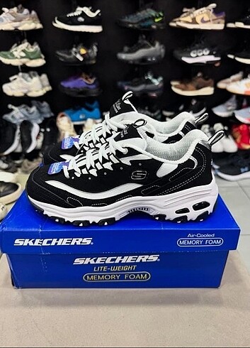 Skechers D'lites Black