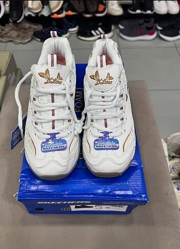 37 Beden beyaz Renk Skechers D'lites White Butterfly