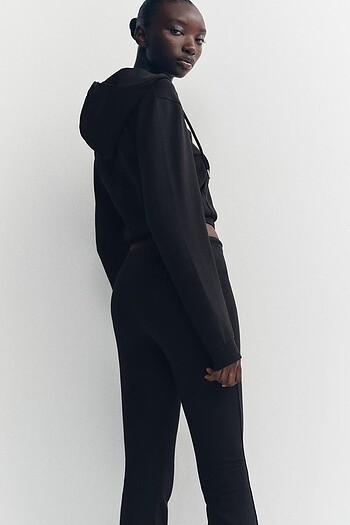 Zara INTERLOK ÖRGÜ CROP SWEATSHIRT