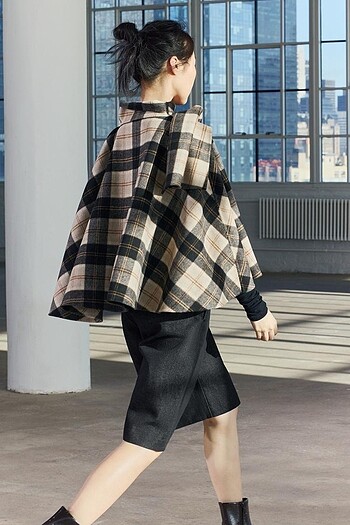 m Beden Zara ZW COLLECTION KARELİ YÜNLÜ PELERİN