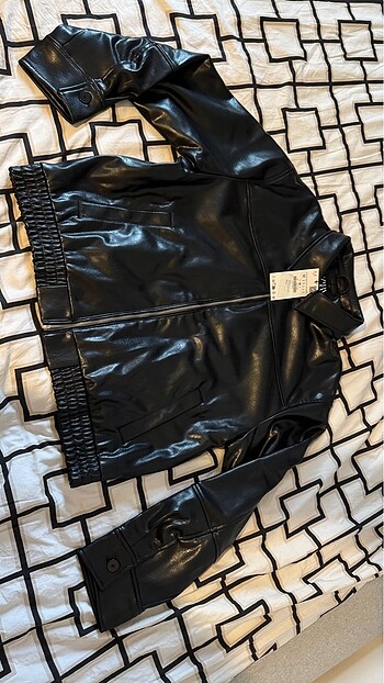 Zara SUNİ DERİ BOMBER CEKET