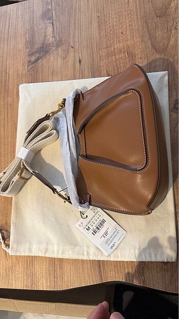 Zara PİLELİ MİNİ ÇANTA