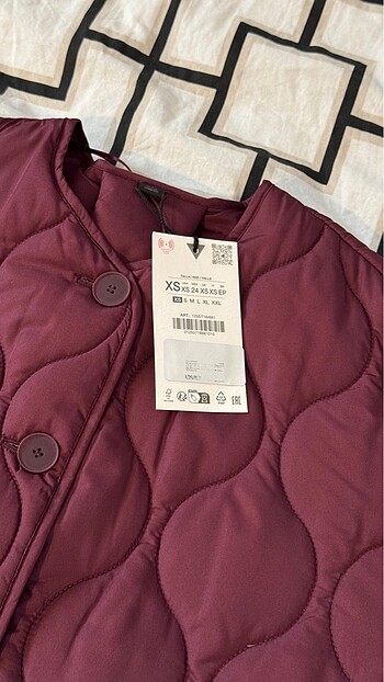 xs Beden bordo Renk Zara SU GEÇİRMEZ KAPİTONE MONT
