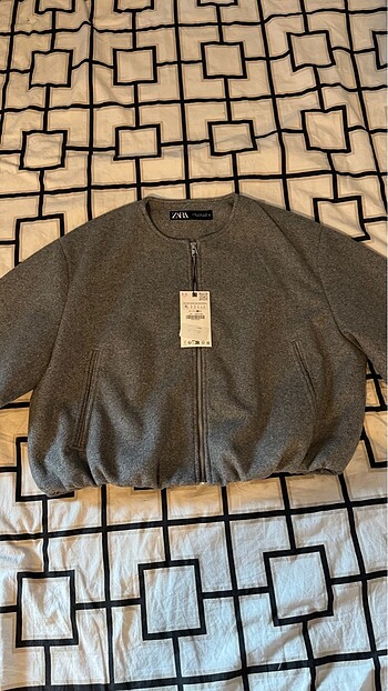 Zara Zara ELASTİK KENARLI YUMUŞAK BOMBER CEKET