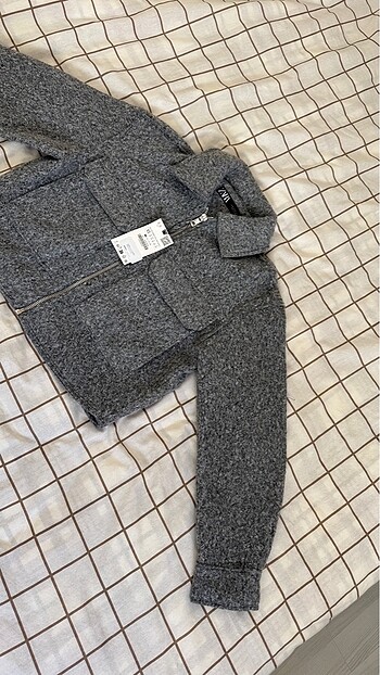 xs Beden Zara KISA BUKLE CEKET