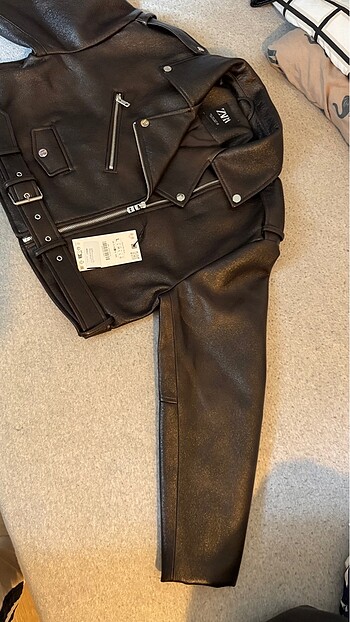 Zara Zara PARLAK EFEKTLİ BIKER CEKET