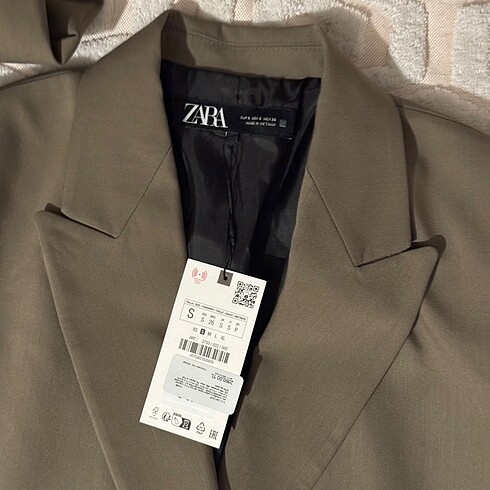 m Beden Zara KRUVAZE OVERSIZE BLAZER