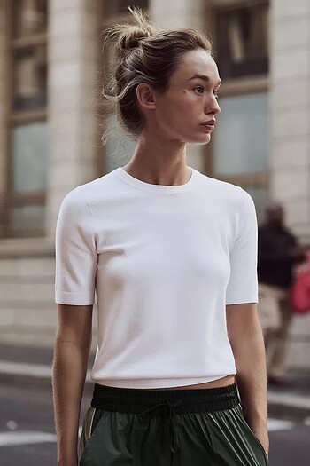 Zara BASİC DÜZ TRİKO KISA KOLLU TOP