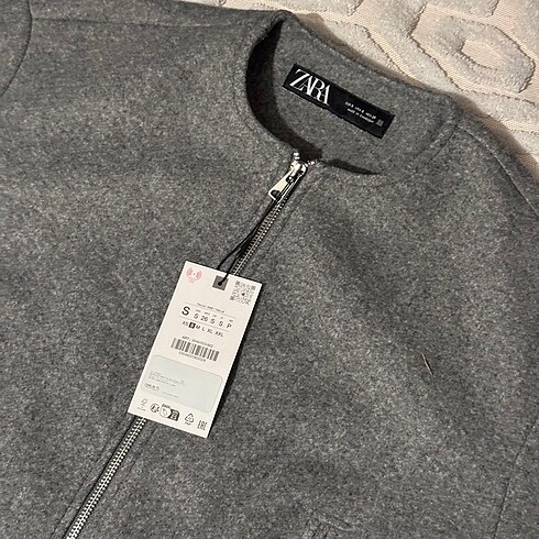 xs Beden gri Renk ZARA ELASTİK KENARLI YUMUŞAK BOMBER CEKET