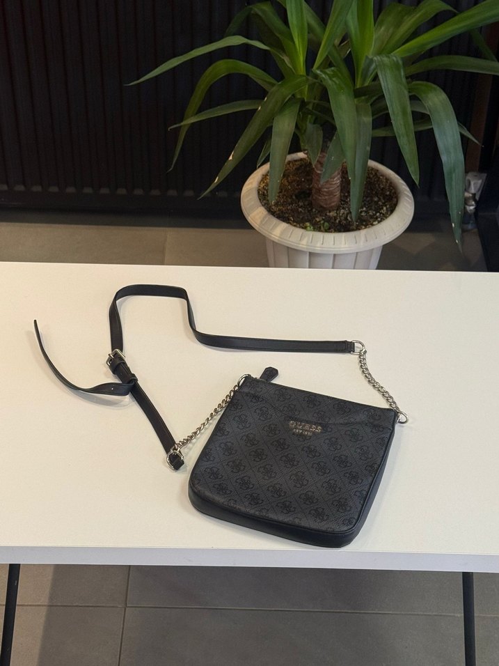 Guess Zincir Detaylı antrasit Kadın Çanta - Görsel 2