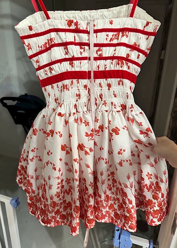 s Beden Gigiis Kırmızı Çiçekli Pliseli Mini Elbise