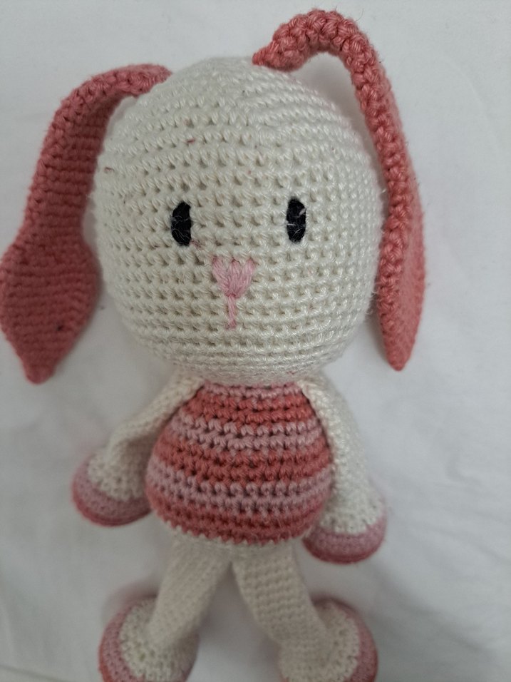 Pembe Tonlarda El Örgüsü Tavşan Peluş Oyuncak - Görsel 2