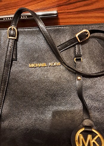 Michael Kors Michael Kors Siyah Suni Deri Kadın Çanta