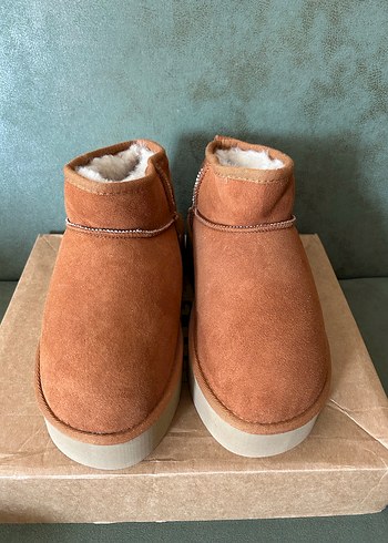Ugg platform taban